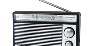 Radio Panasonic RF-562DD